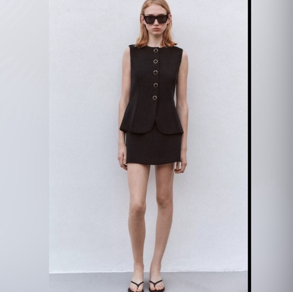 Zara Short Vest Jumpsuit - Picture 4 of 6